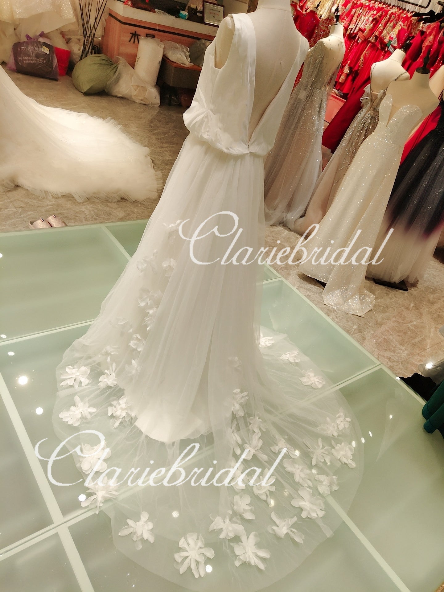 Feedback for Appliques A-line Wedding Gown