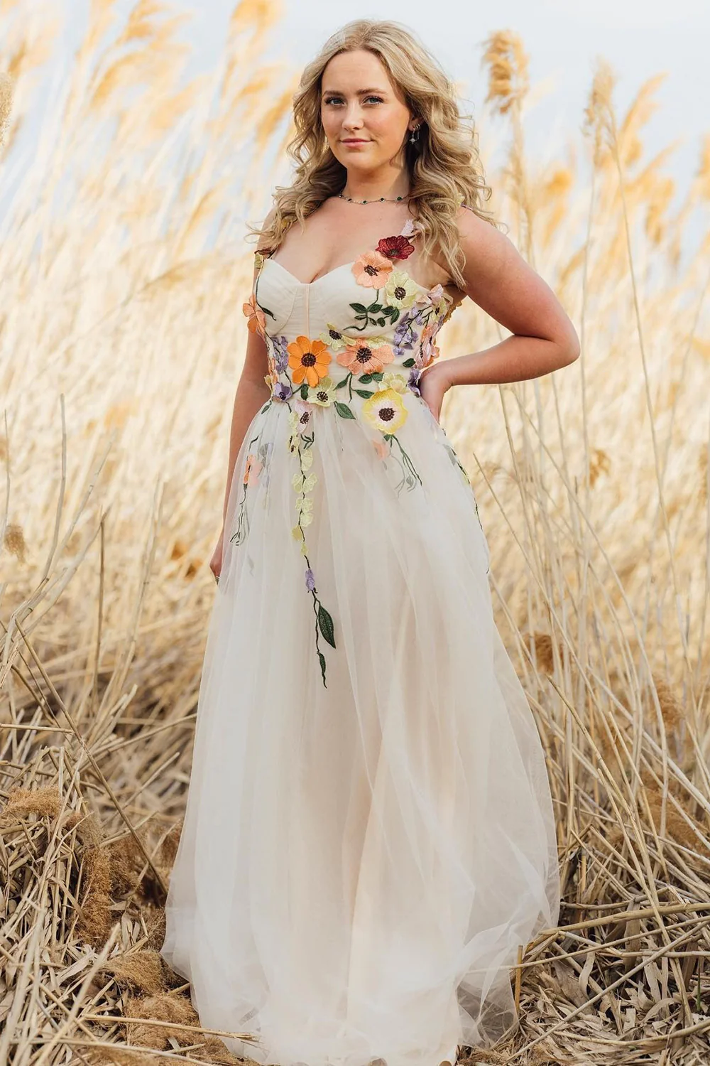 A-line Elegant Girl Party Prom Dresses, Newest 2023 Long Prom Dresses, Appliques Wedding Dresses